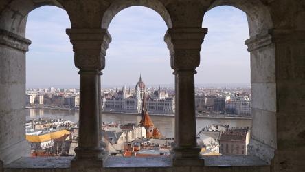 architecture-agrave--budapest
